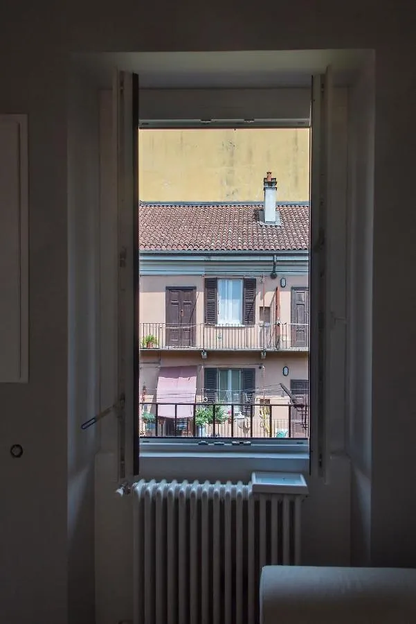 Youhosty - Custodi 12 Milán