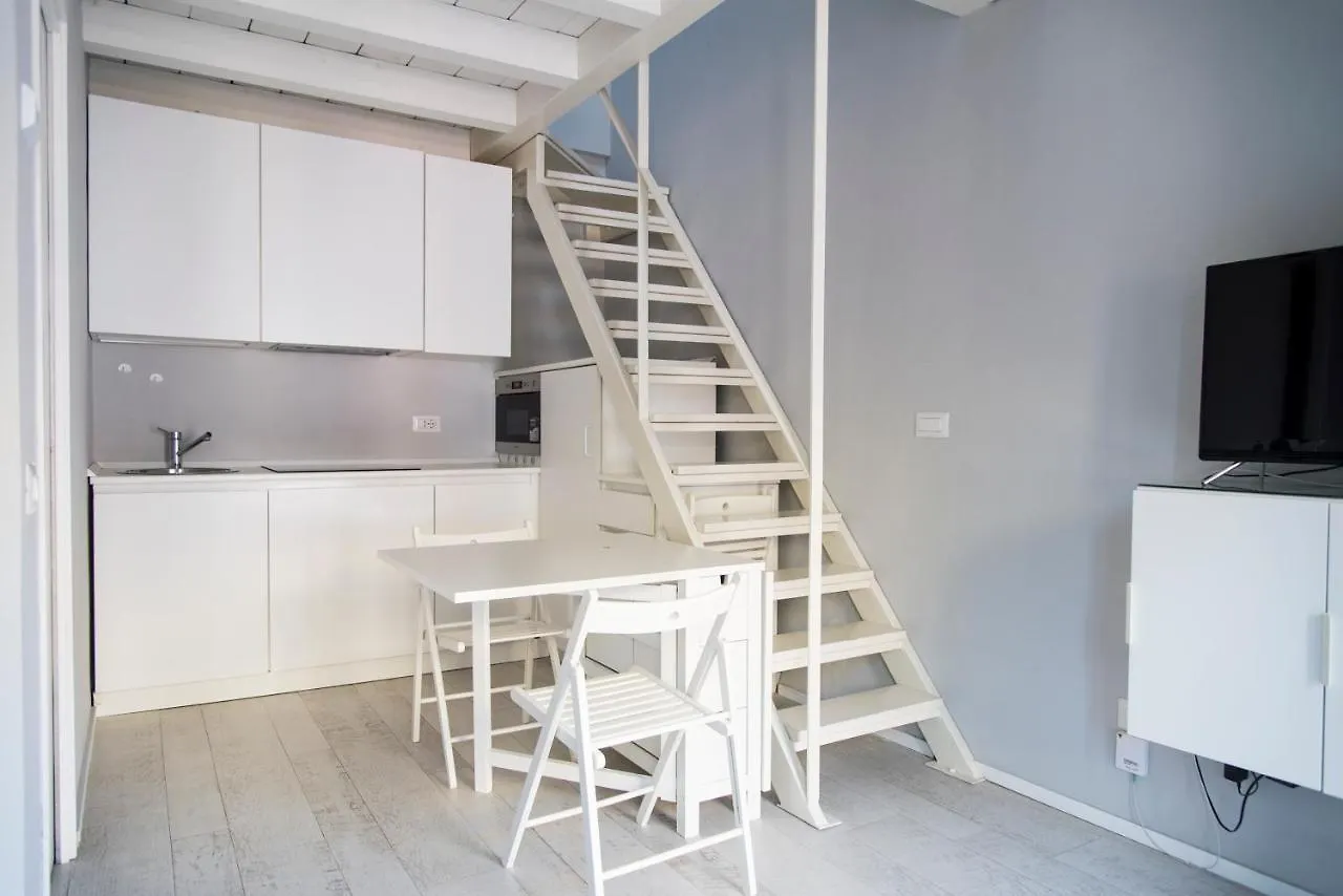 Youhosty - Custodi 12 location